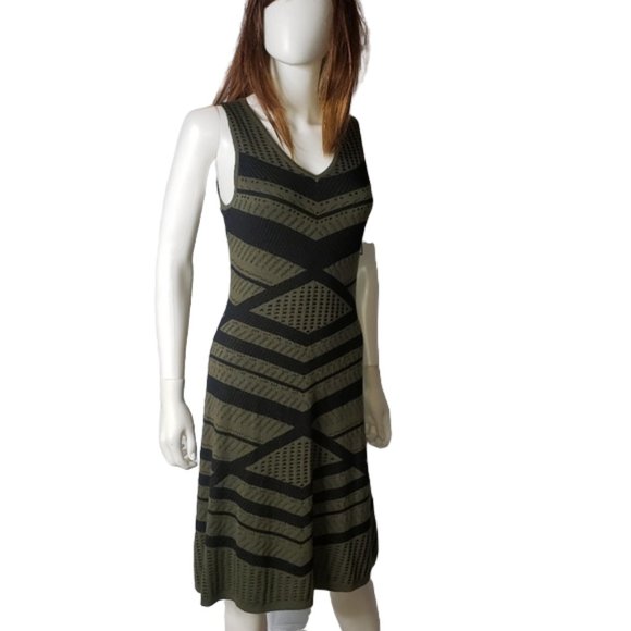 MOSSIMO SLEEVELESS SWEATER DRESS OLIVE GREEN / BLACK SIZE SMALL - Picture 9 of 9